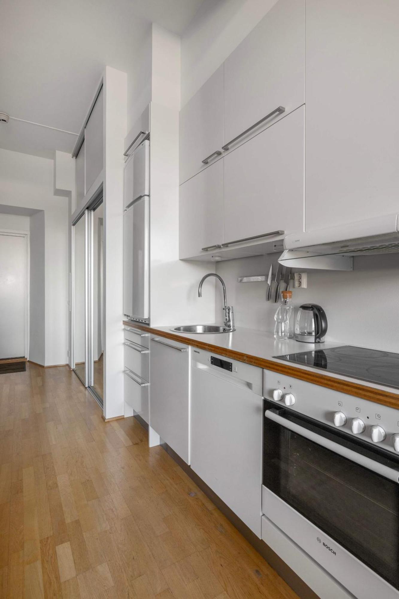 Dinbnb L Cozy Modern In - 1 Min To Tram